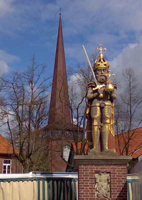 Statue of Roland in Wedel